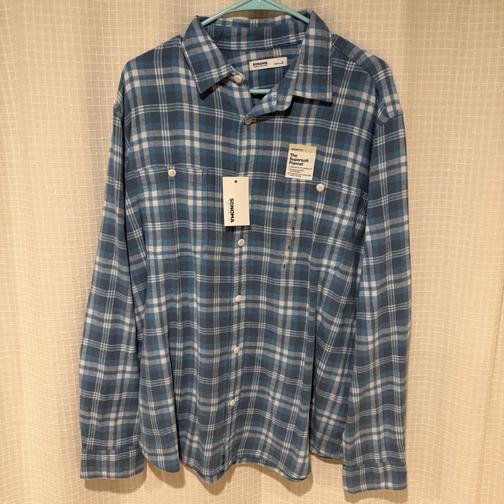 Sonoma Men's Light and Navy Blue Plaid Button-Down Shirt